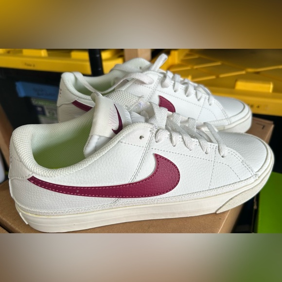 Nike Shoes - Women's Nike court legacy sneakers